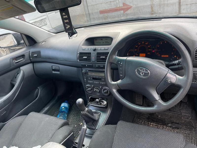 Toyota Avensis 1.8vvt-i 129к.с 2005г 107000км реални!!, снимка 7 - Автомобили и джипове - 41356526