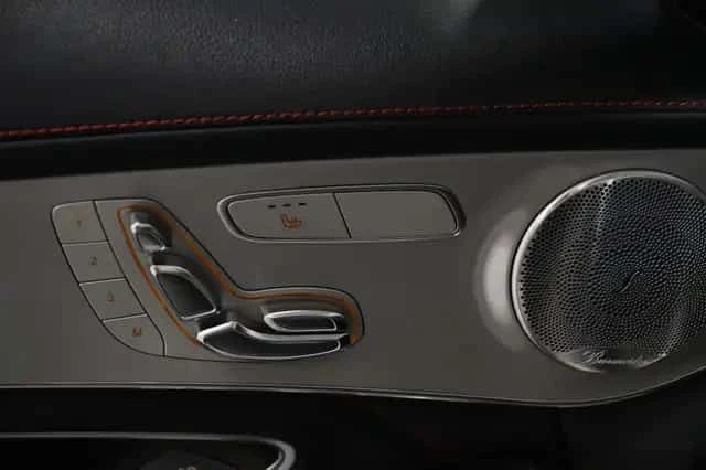 Mercedes-Benz C 43 AMG / Premium / ПАНО /Burmester/ Carfax, снимка 15 - Автомобили и джипове - 54431798