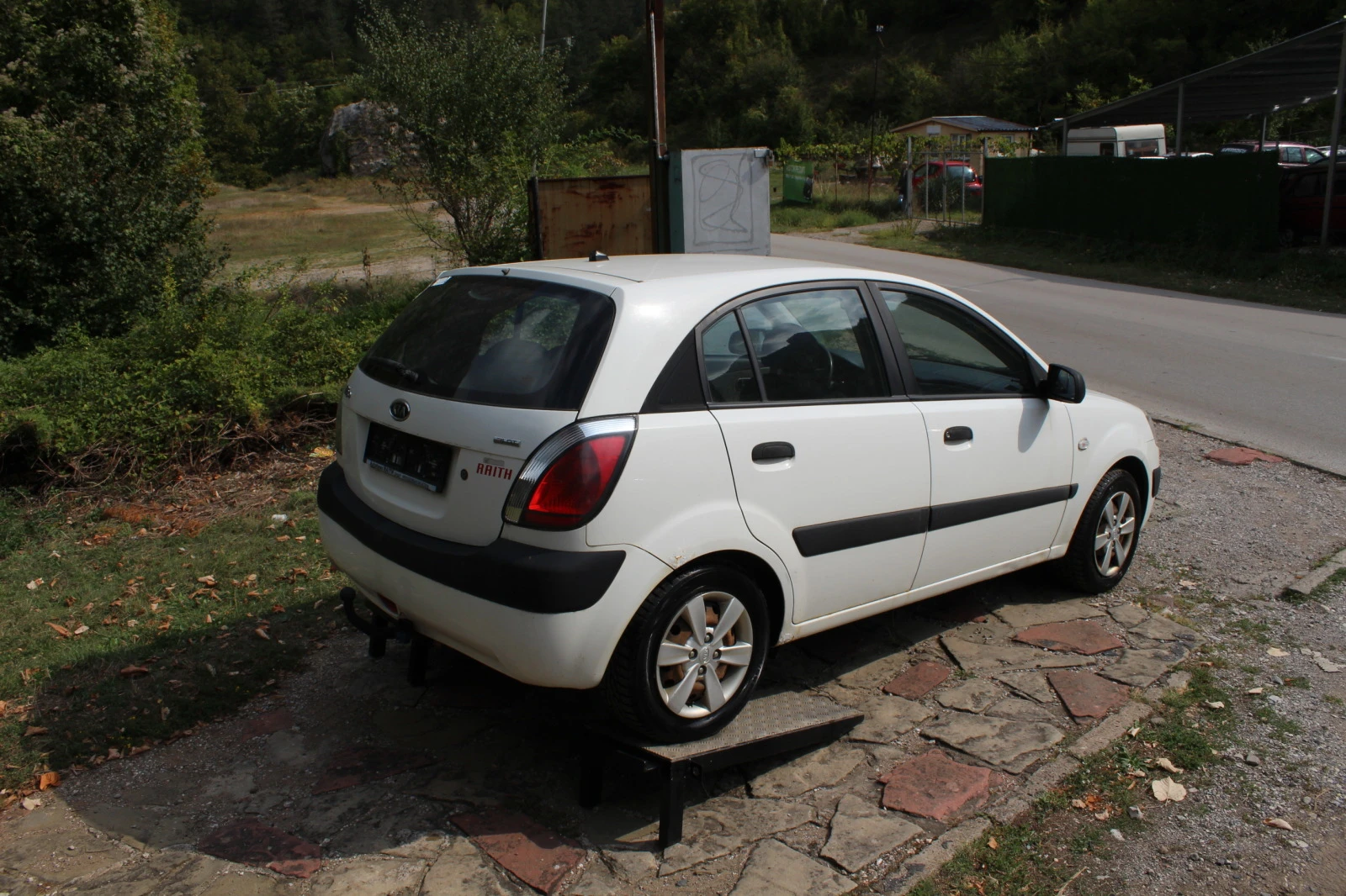 Kia Rio 1.4I НОВ ВНОС - изображение 5