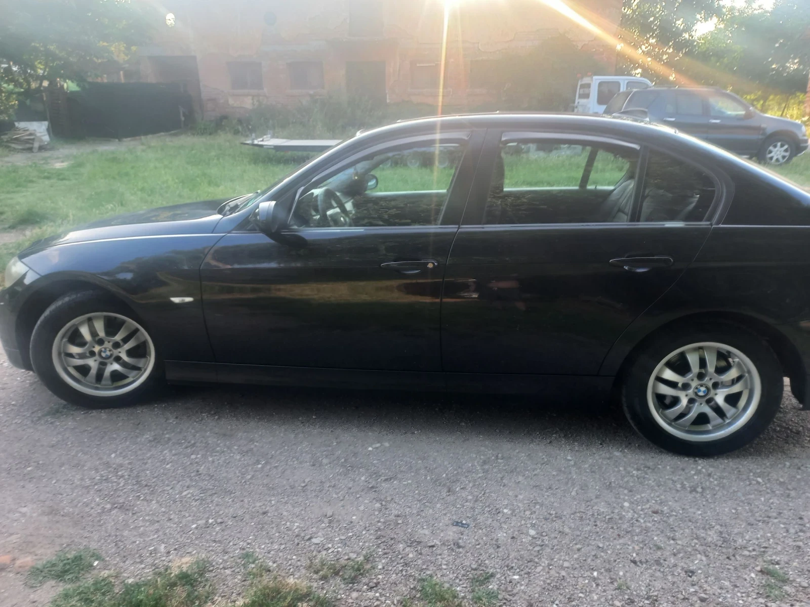 BMW 320 E90 - изображение 2