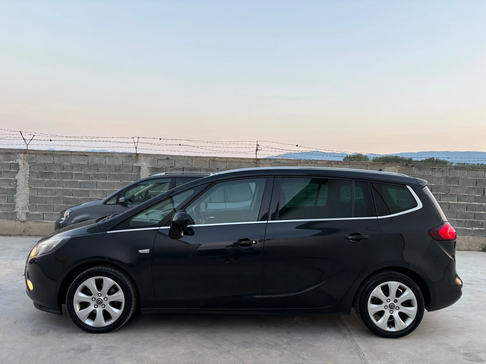 Opel Zafira 1.6 CDTi* Navi* Cosmo* 6+ 1* Xenon*  - изображение 3