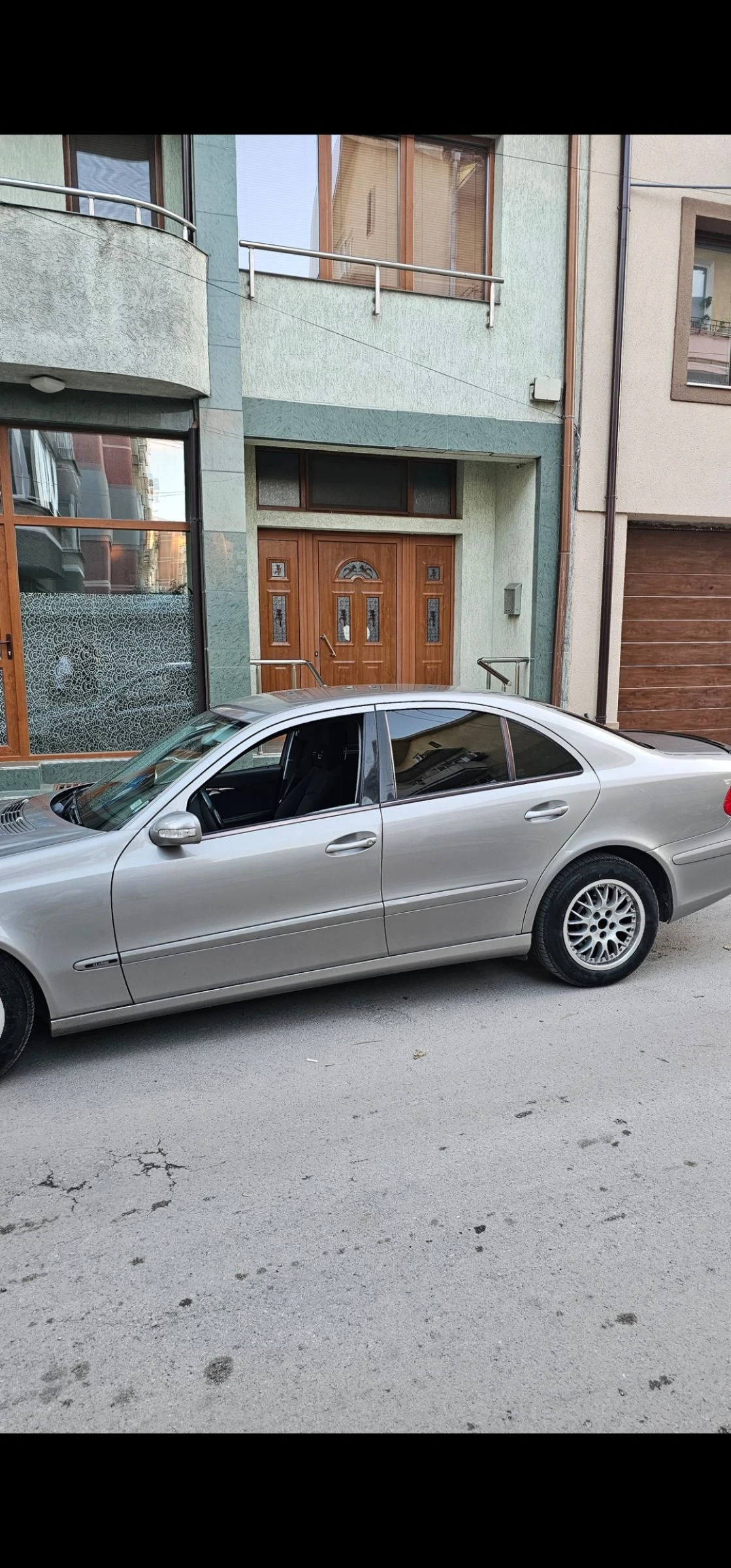 Mercedes-Benz E 220 2.2 150коня - изображение 4