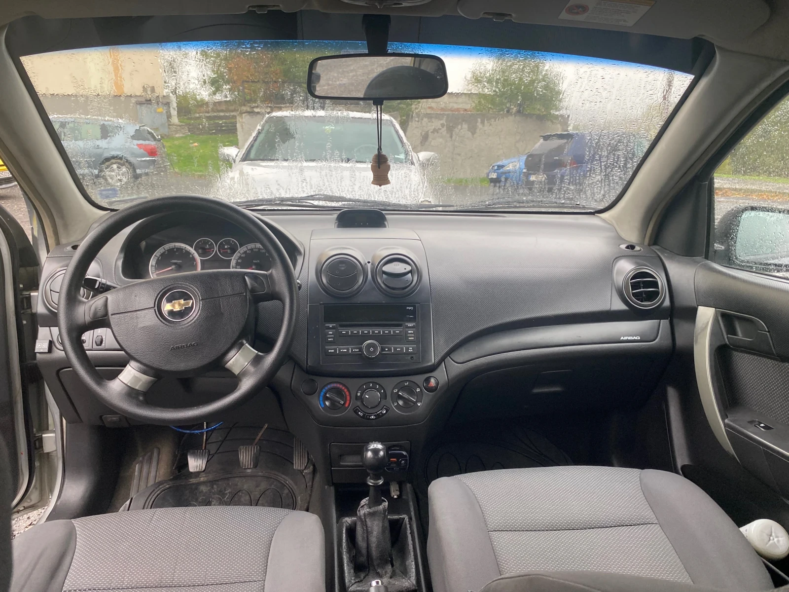 Chevrolet Aveo  - изображение 4