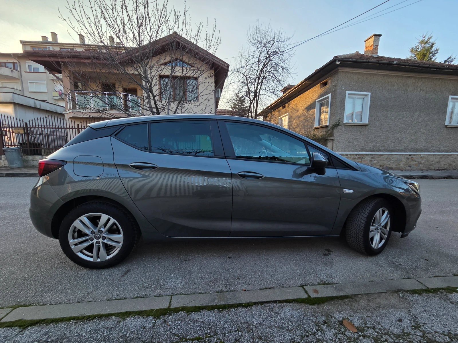 Opel Astra 1.4 Turbo, Avtomatik, 66 000KM - изображение 6