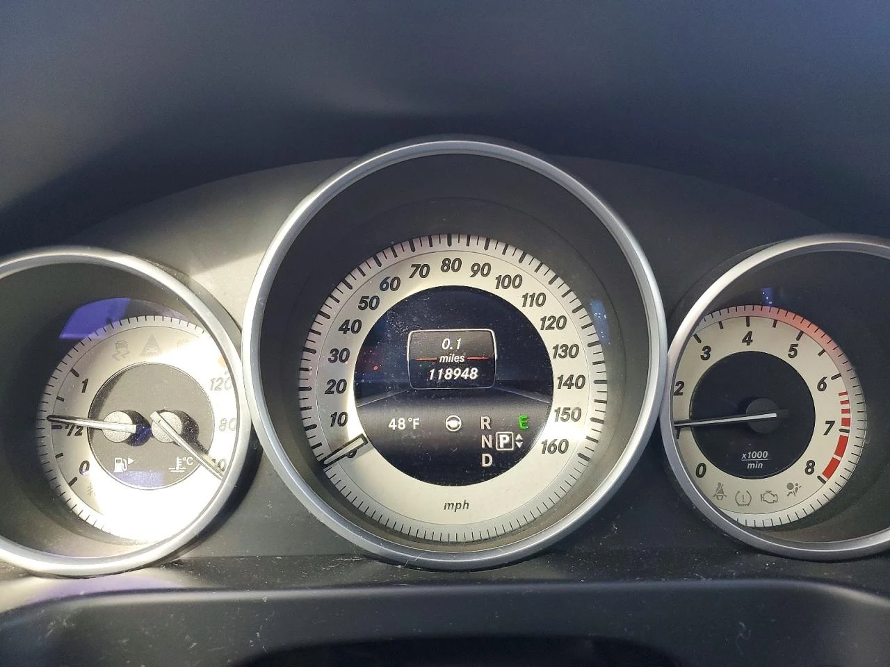 Mercedes-Benz E 350 4MATIC* ��������* HARMAN KARON* ������*  | Mobile.bg � ����������� 9