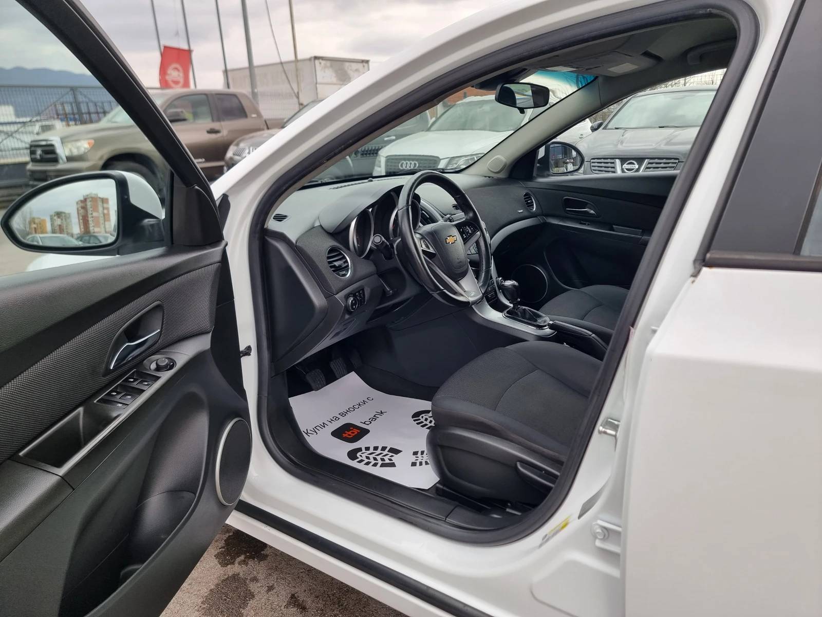 Chevrolet Cruze 1.6I FACE, снимка 10 - Автомобили и джипове - 53894397