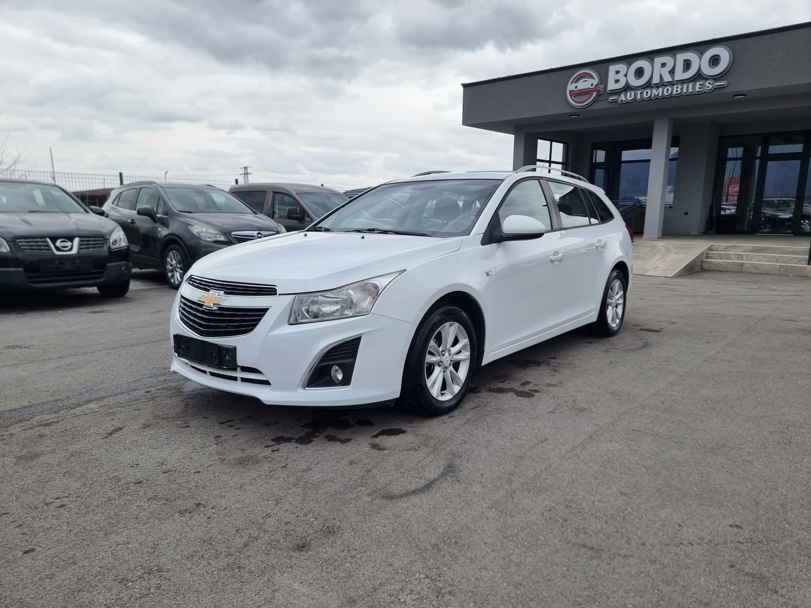 Chevrolet Cruze 1.6I FACE, снимка 3 - Автомобили и джипове - 53894397