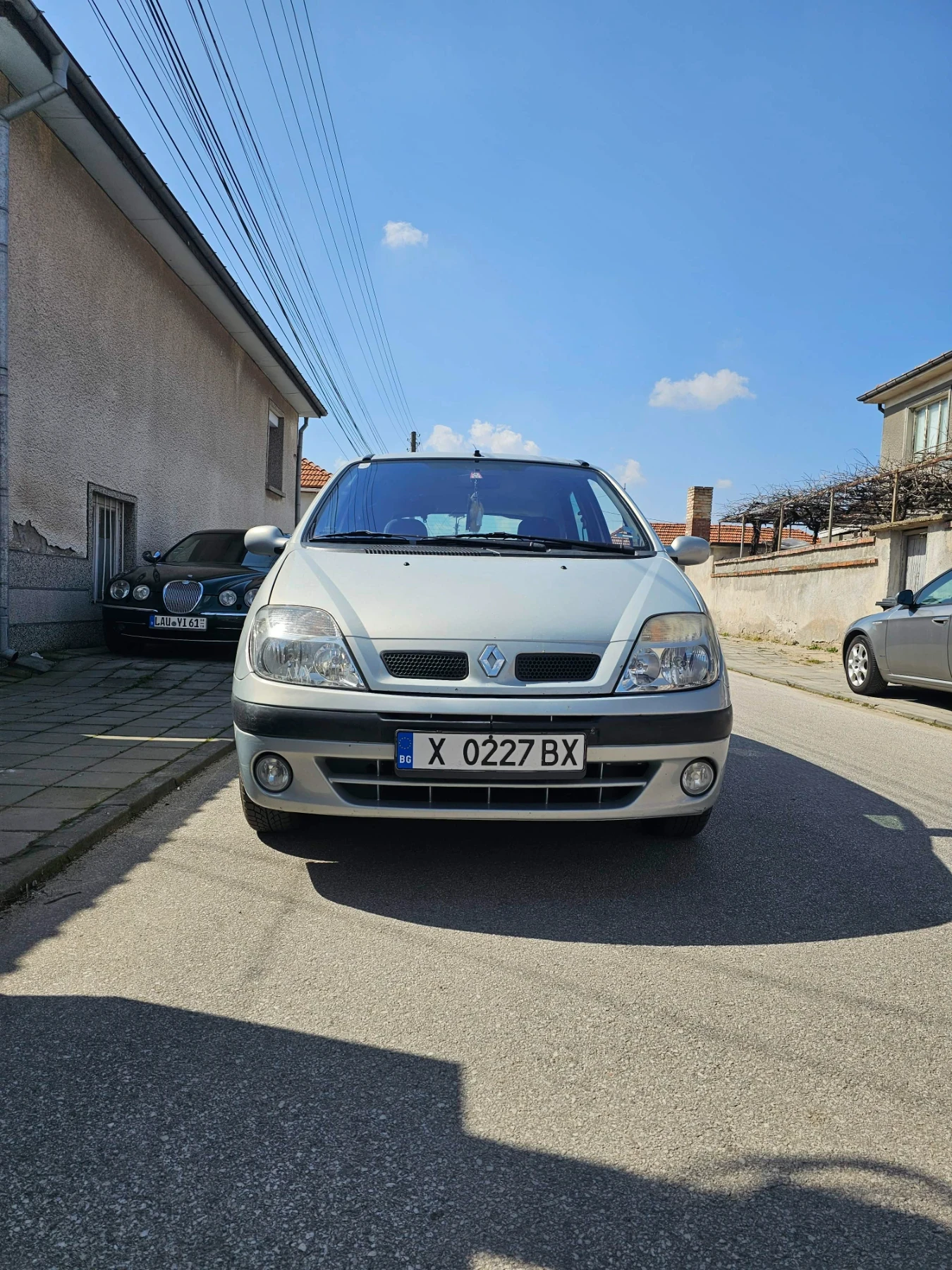 Renault Scenic, снимка 6 - Автомобили и джипове - 54011689