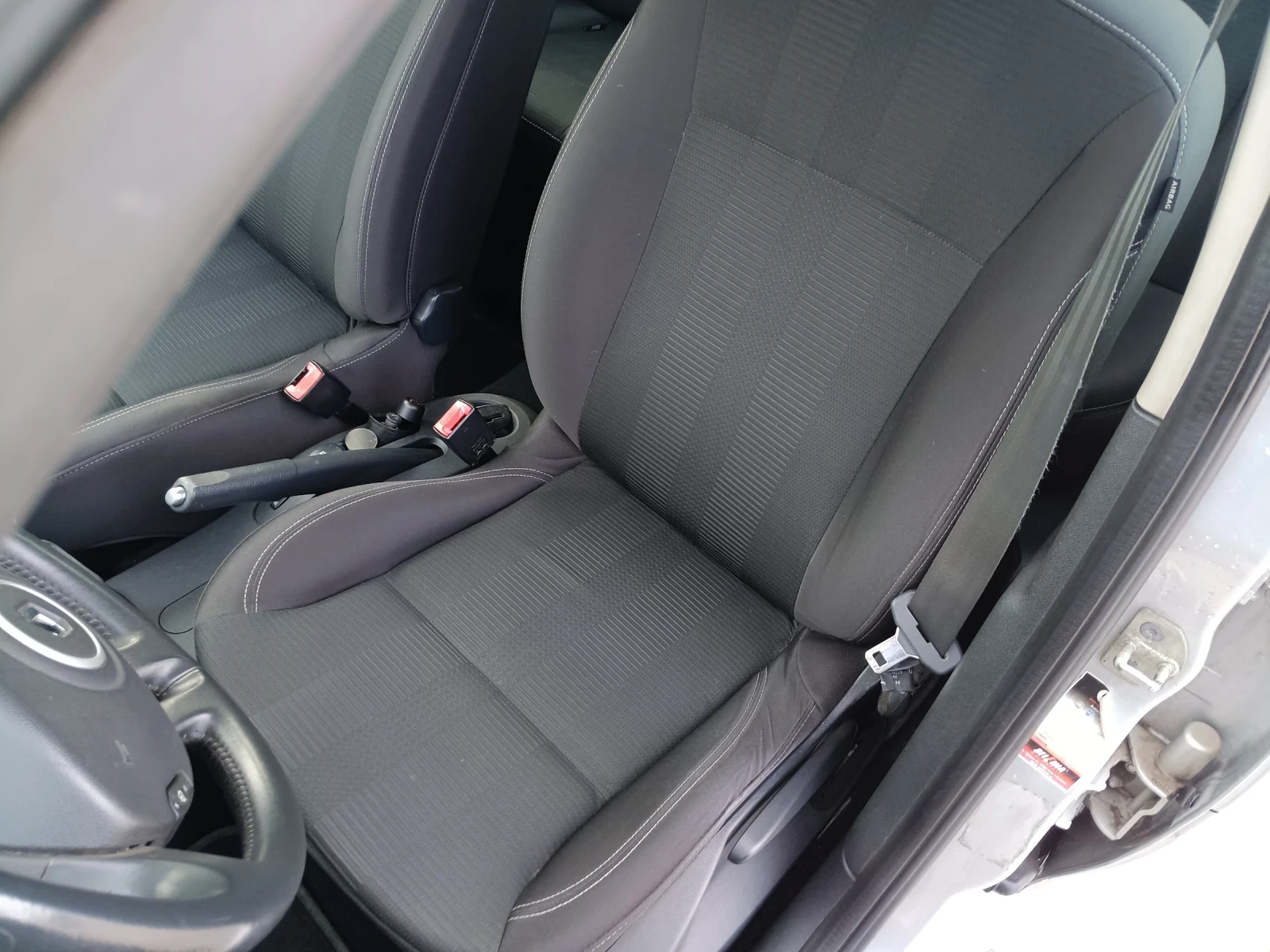 Renault Clio, снимка 10 - Автомобили и джипове - 54011934