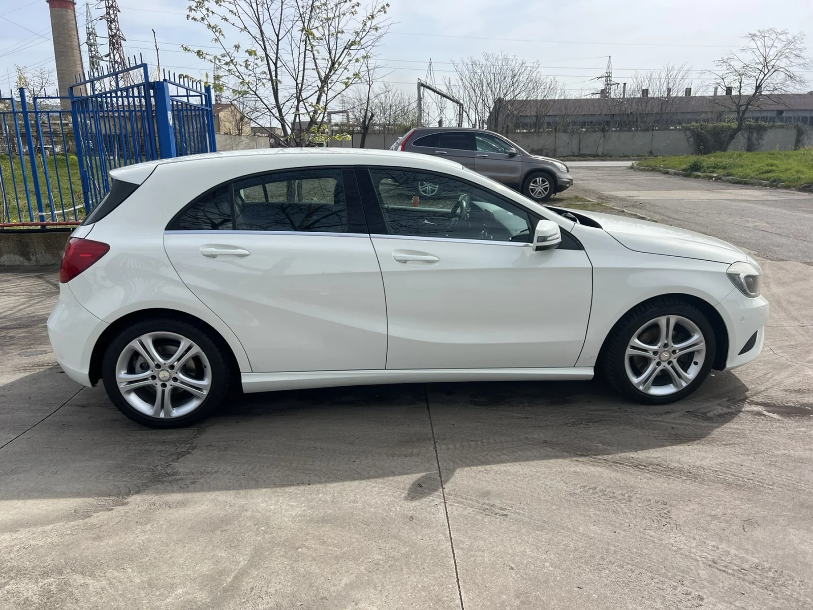 Mercedes-Benz A 200, снимка 4 - Автомобили и джипове - 54216715