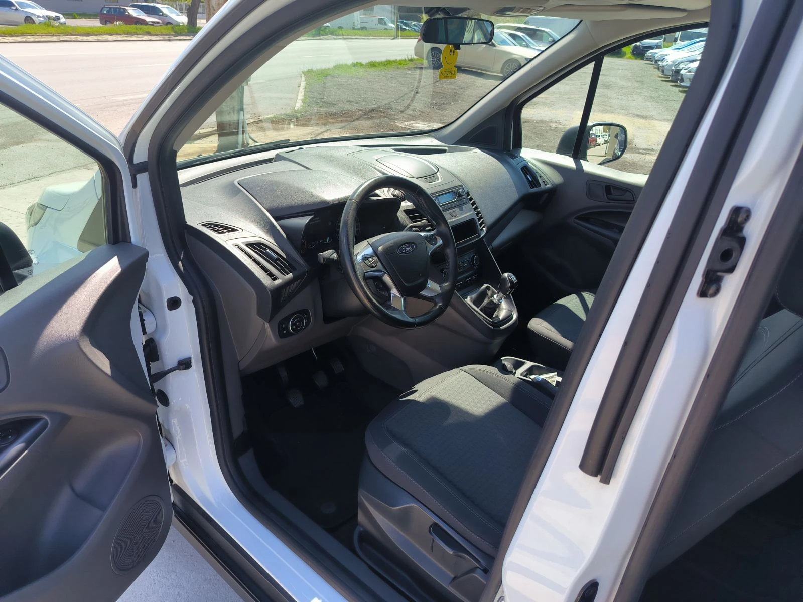 Ford Connect 1.5d-Euro-6D, снимка 13 - Автомобили и джипове - 54310973