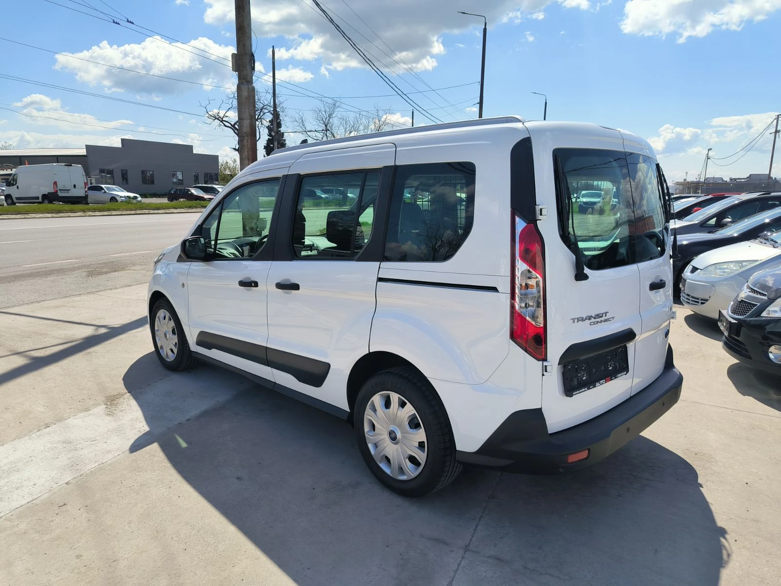 Ford Connect 1.5d-Euro-6D, снимка 7 - Автомобили и джипове - 54310973