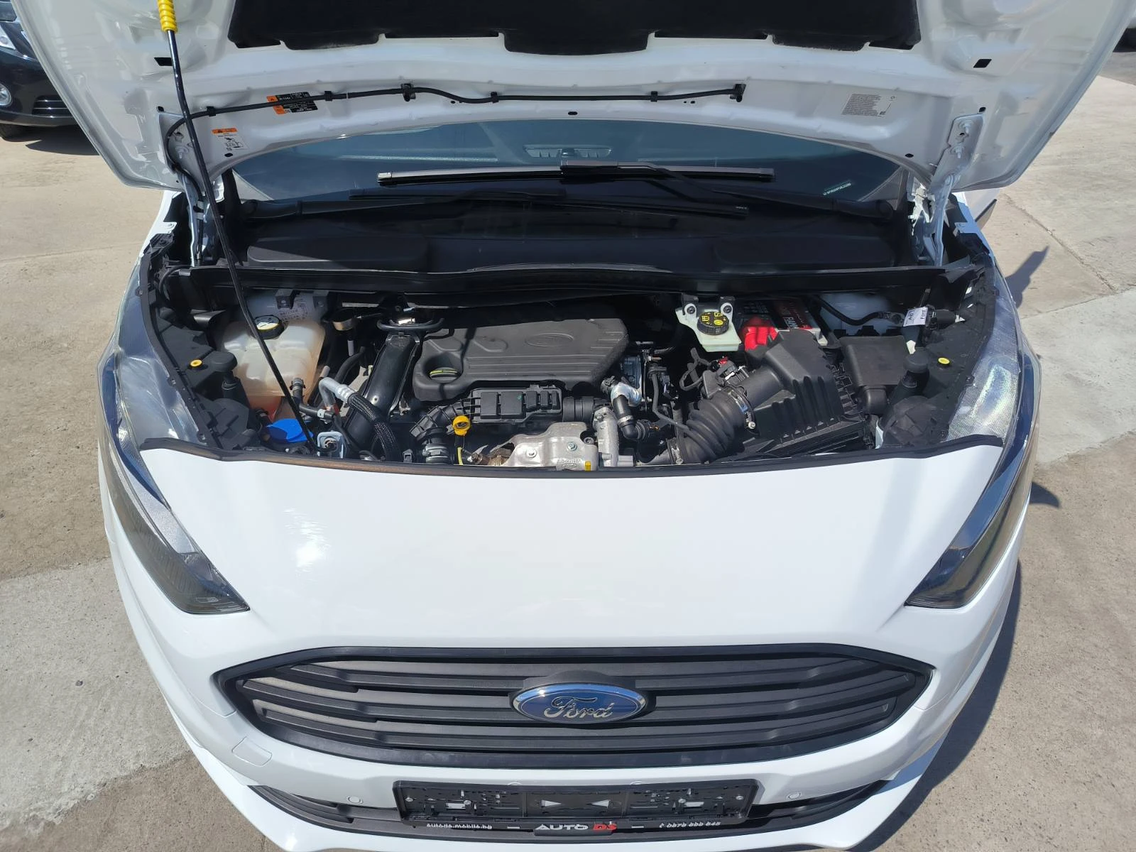 Ford Connect 1.5d-Euro-6D, снимка 9 - Автомобили и джипове - 54310973