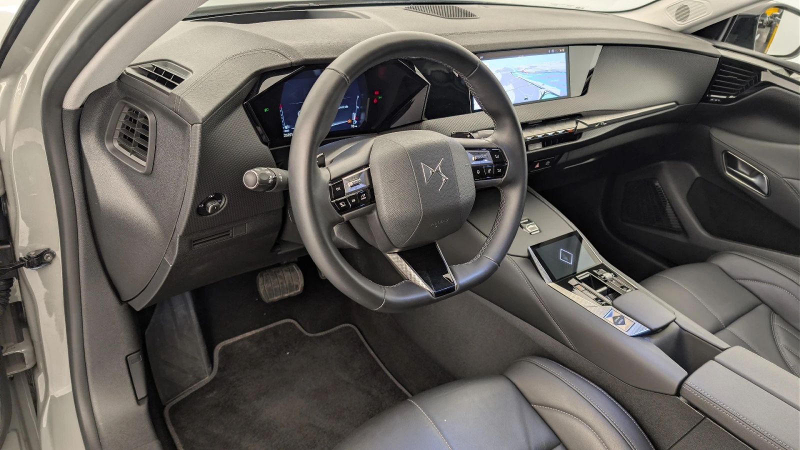 DS DS 4 Rivoli, снимка 9 - Автомобили и джипове - 54369254