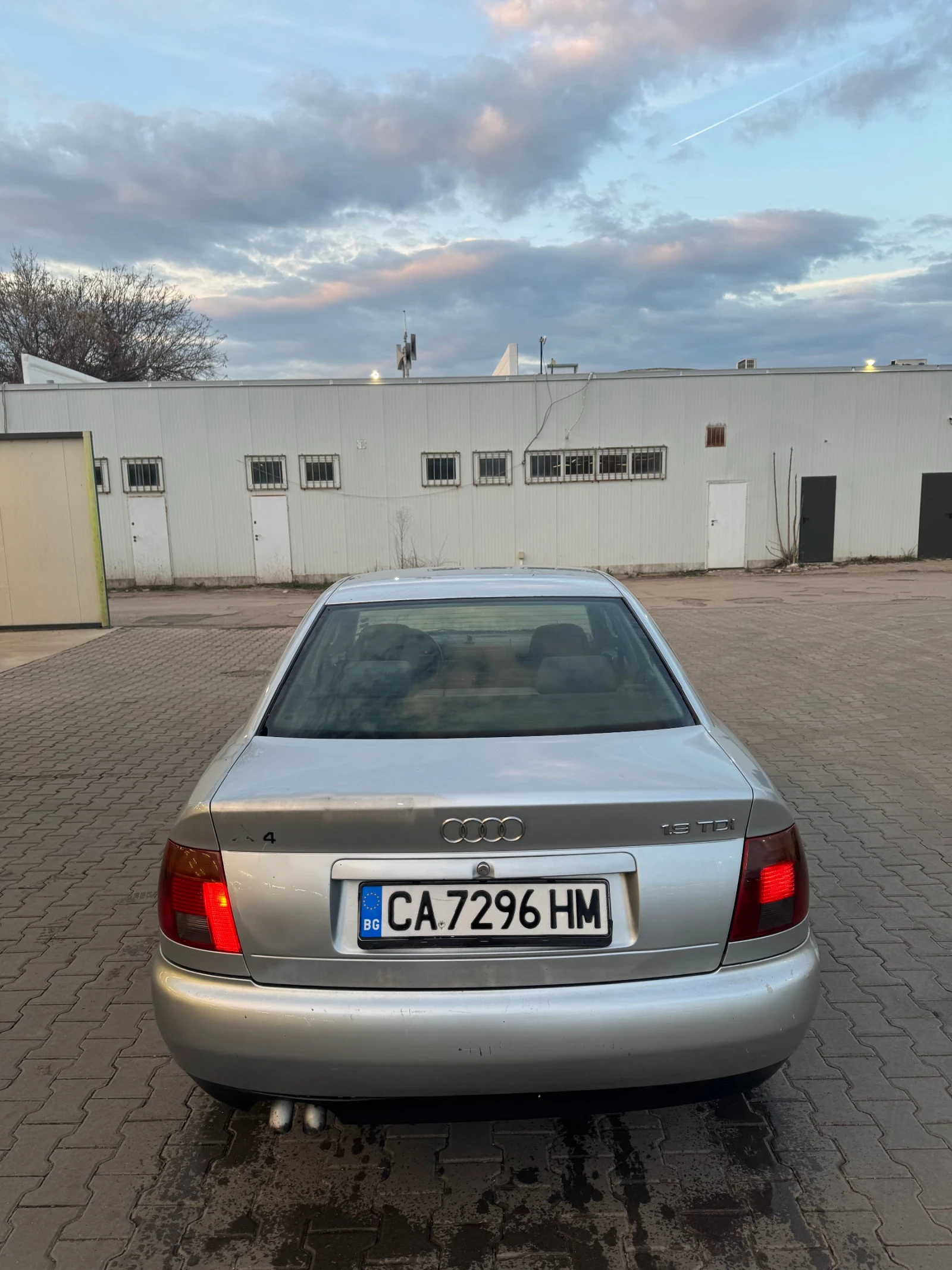 Audi A4 B5, снимка 3 - Автомобили и джипове - 54486654