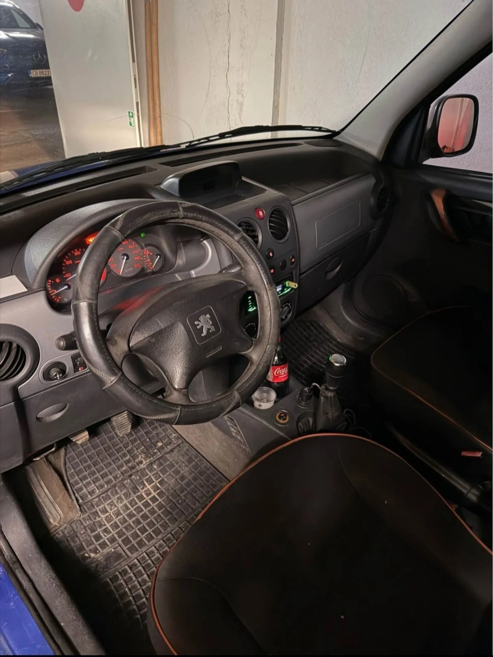 Peugeot Partner 2.0HDI, снимка 7 - Автомобили и джипове - 54526795