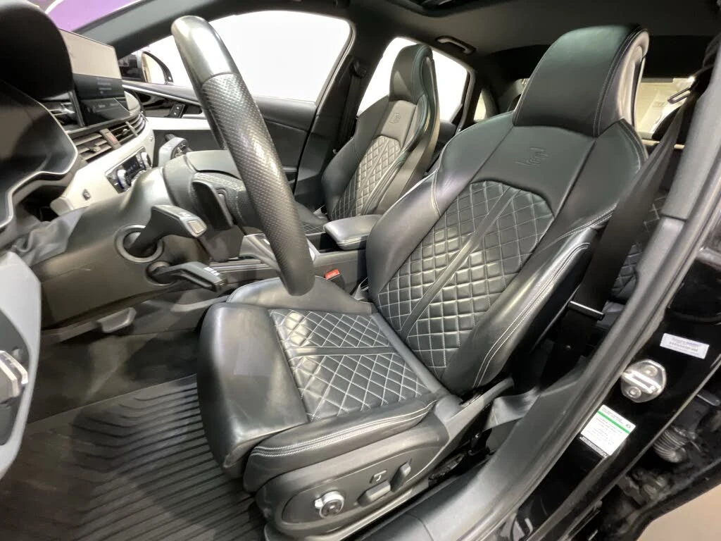 Audi S4 3.0T* quattro* * АвтоКредит * (ЦЕНА ДО БГ), снимка 13 - Автомобили и джипове - 54543507