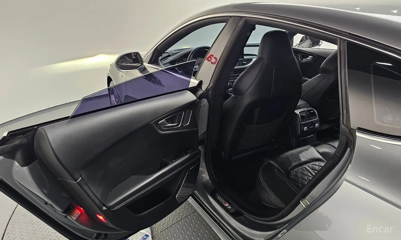 Audi S7 DISTRONIK* HEAD-UP* B&O* КРАЙНА ЦЕНА, снимка 13 - Автомобили и джипове - 55181658