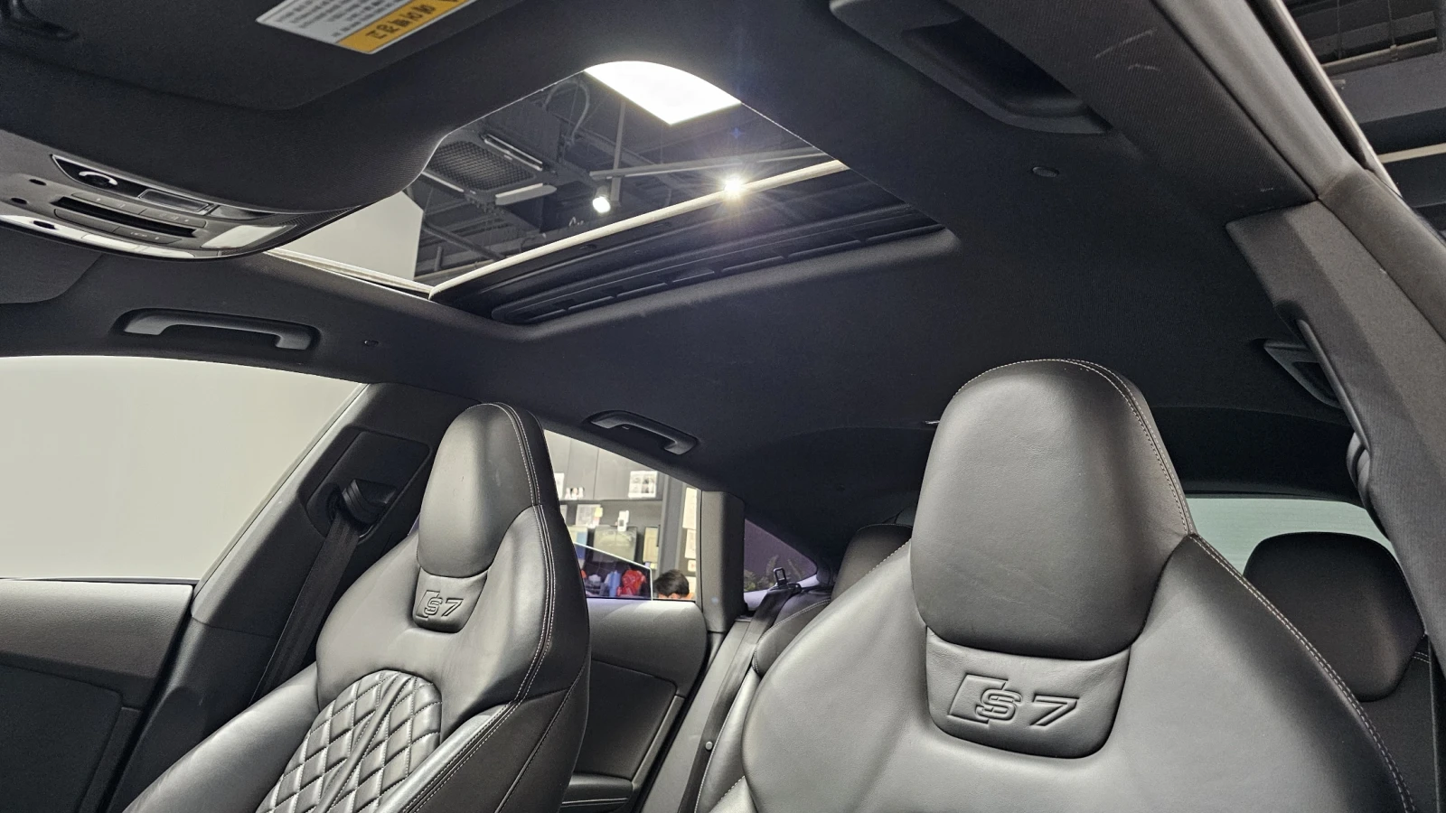 Audi S7 DISTRONIK* HEAD-UP* B&O* КРАЙНА ЦЕНА, снимка 9 - Автомобили и джипове - 55181658