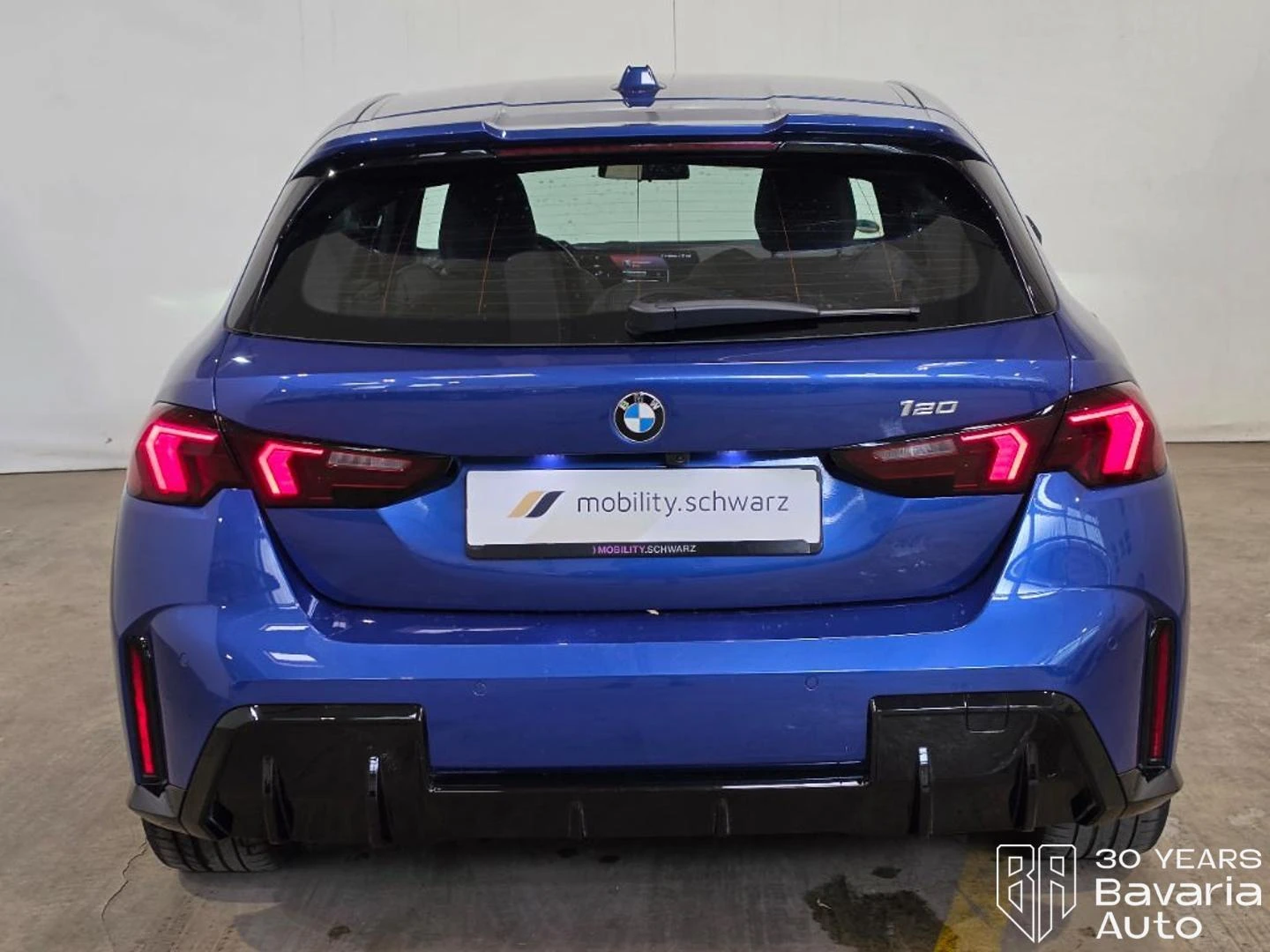 BMW 120 M Sport Paket, снимка 3 - Автомобили и джипове - 55215124