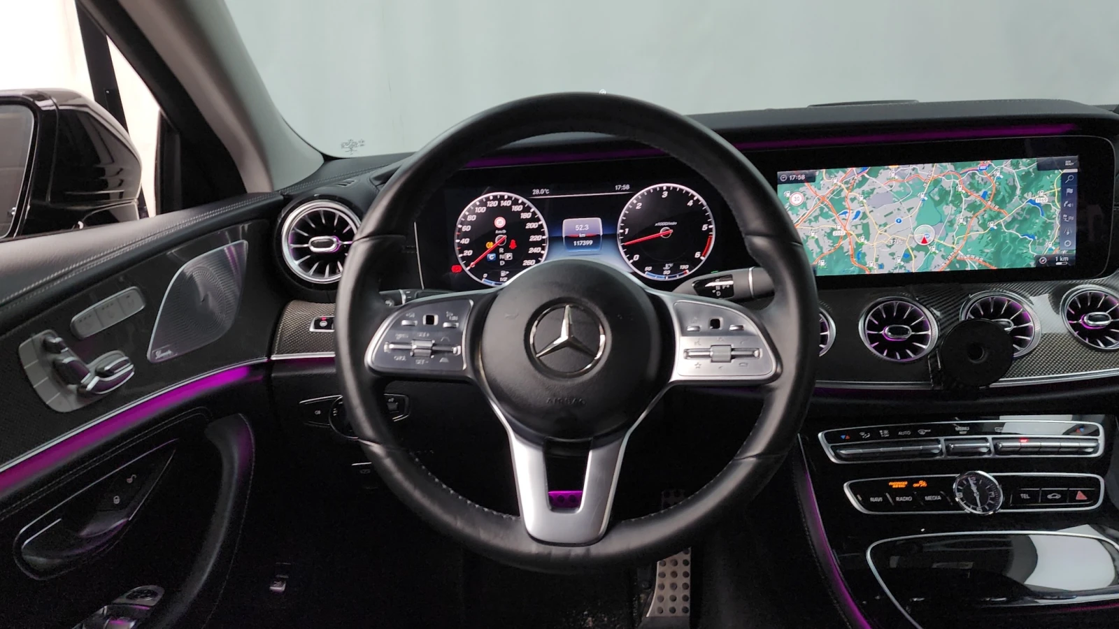 Mercedes-Benz CLS 400 AMG line/Head up/360 Cam/Подгрев/Обдух/ВЪЗДУХ/ПАНО, снимка 13 - Автомобили и джипове - 55299591