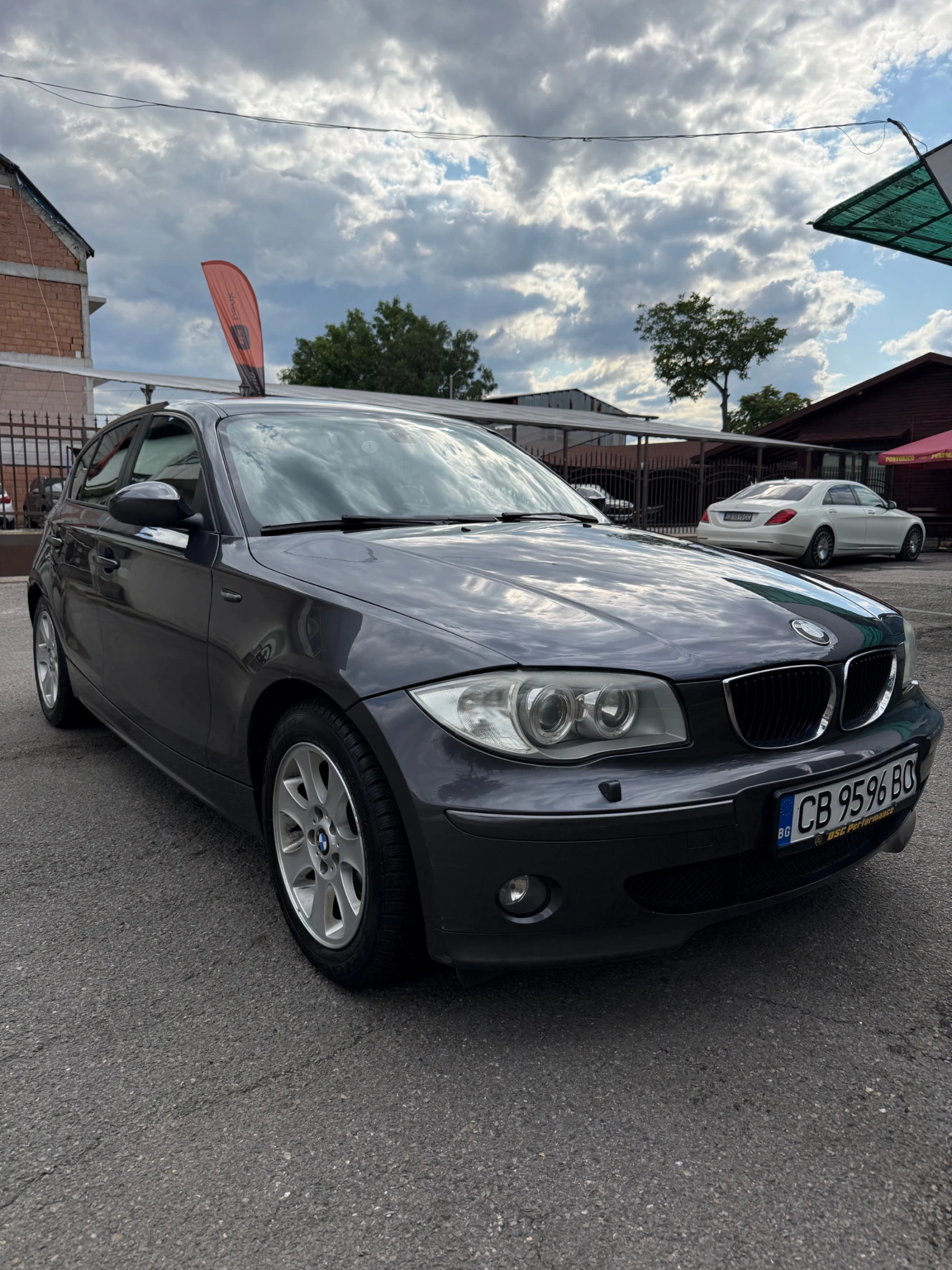 BMW 120