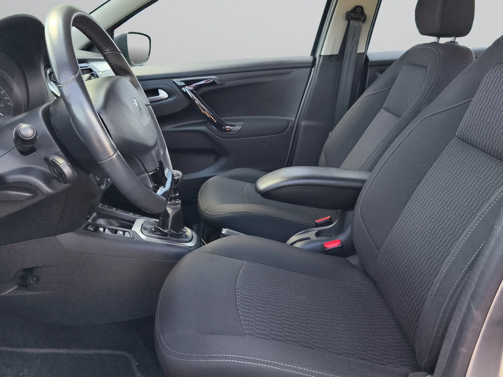 Peugeot 301 NEW ALLURE 1.5 BlueHDi 102 BVM6 EURO 6//2111193, снимка 11 - Автомобили и джипове - 55444234