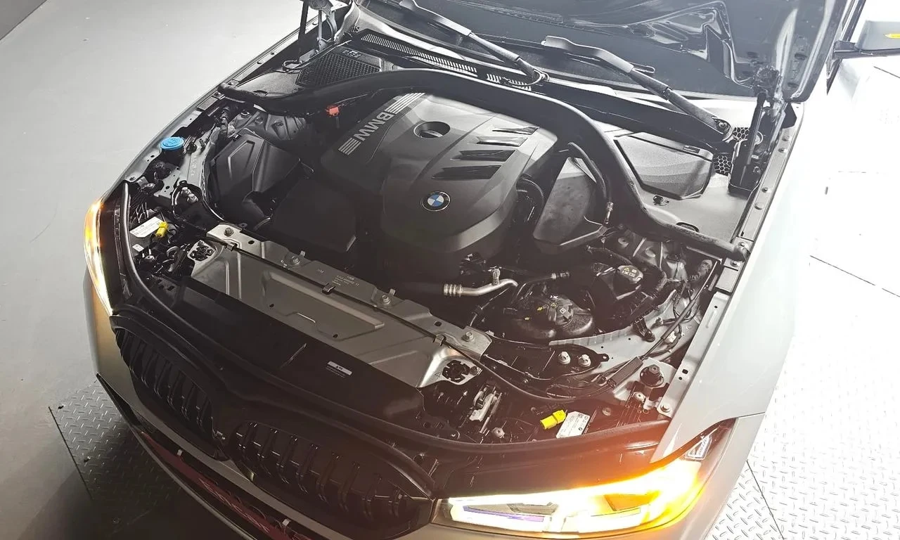 BMW 320 320i M-ПАКЕТ| LASER| HUD| ПАНО| 360| HAR/KAR| , снимка 6 - Автомобили и джипове - 55884574