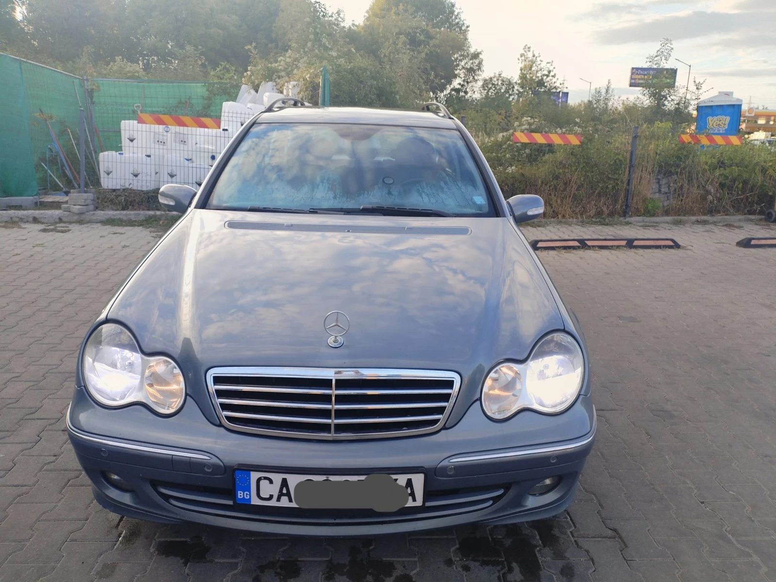 Mercedes-Benz C 220 Avantgarde, снимка 2 - Автомобили и джипове - 56075389