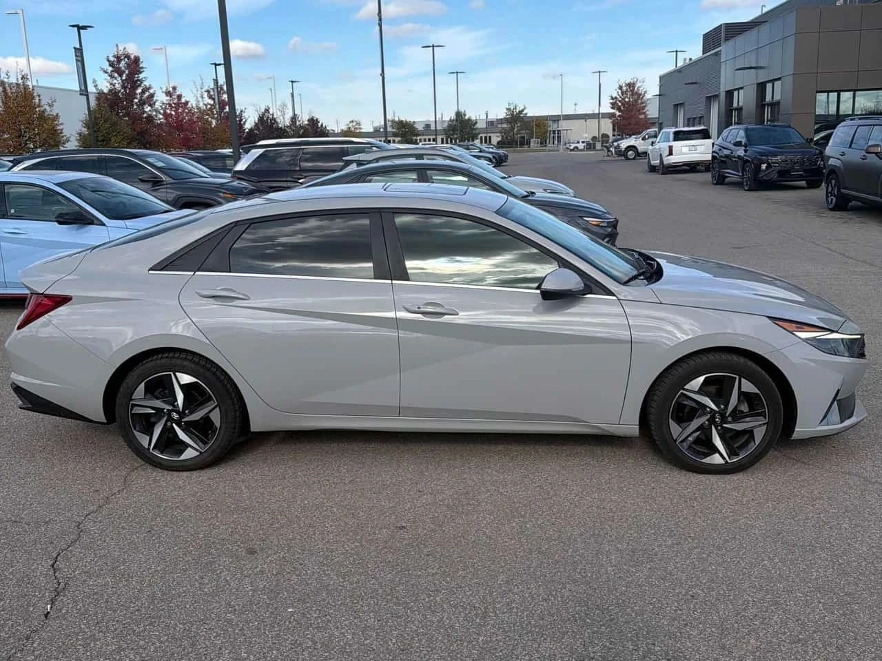 Hyundai Elantra, снимка 4 - Автомобили и джипове - 56684660