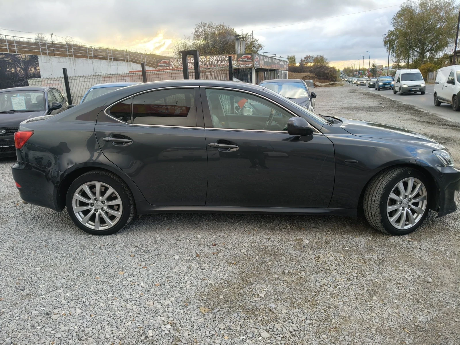 Lexus IS 220d, снимка 7 - Автомобили и джипове - 56717568