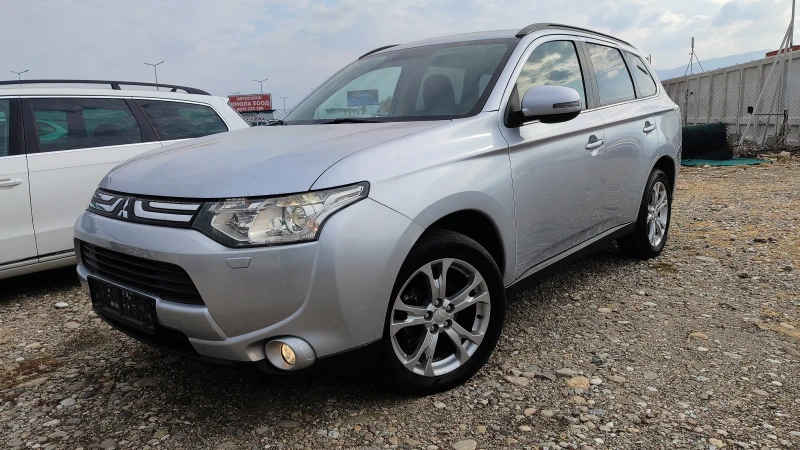 Mitsubishi Outlander III 4x4 7места, снимка 1 - Автомобили и джипове - 47925523