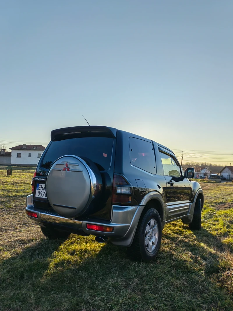 Mitsubishi Pajero, снимка 7 - Автомобили и джипове - 48550828