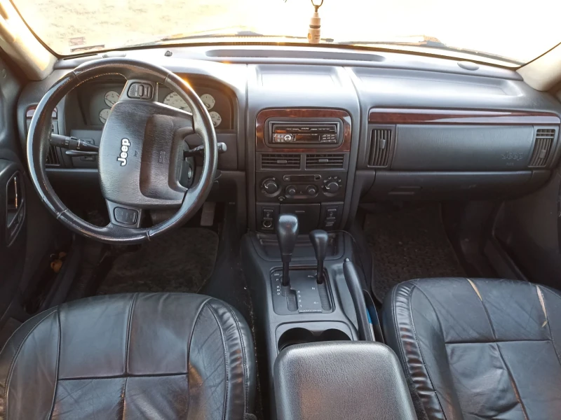 Jeep Grand cherokee 2.7 CRD Quadra Drive, снимка 12 - Автомобили и джипове - 49425584