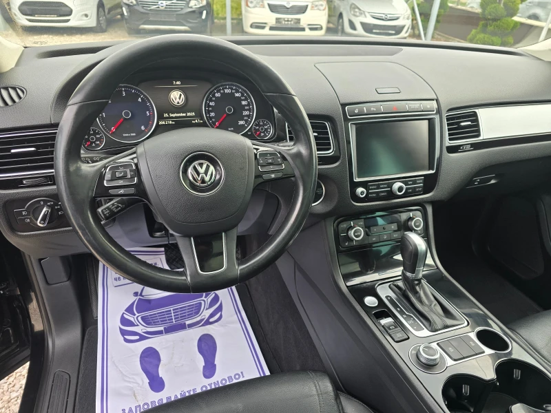 VW Touareg 3.0TDI  262КС ! ! НАВИГАЦИЯ ! ! АВТОМАТИК, снимка 13 - Автомобили и джипове - 51876440