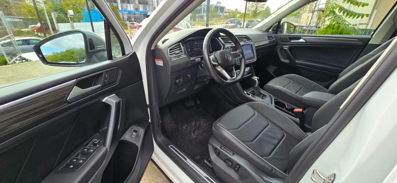 VW Tiguan Allspace 2.0 I R-LINE 15 000 КМ!!!, снимка 8 - Автомобили и джипове - 52143768