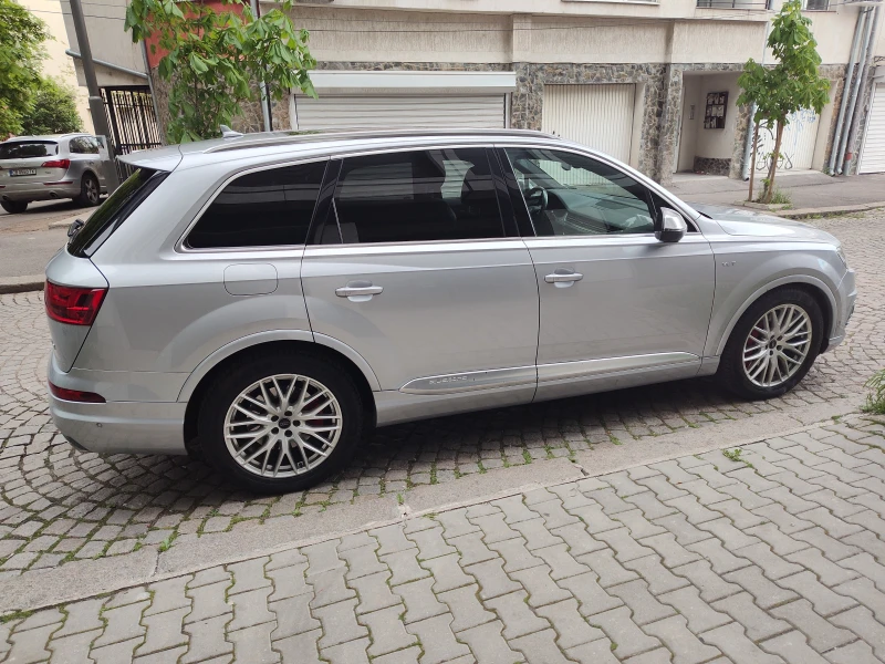 Audi SQ7, снимка 4 - Автомобили и джипове - 52646330