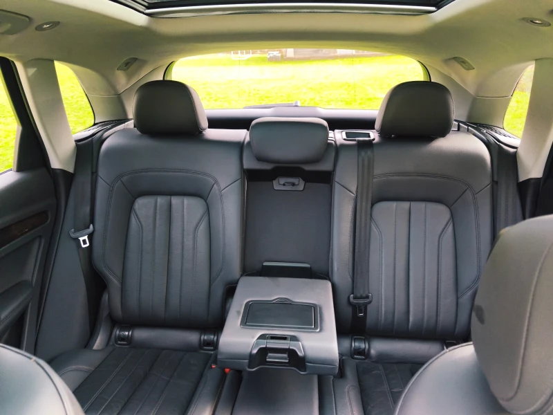 Audi Q5, снимка 4 - Автомобили и джипове - 52379799