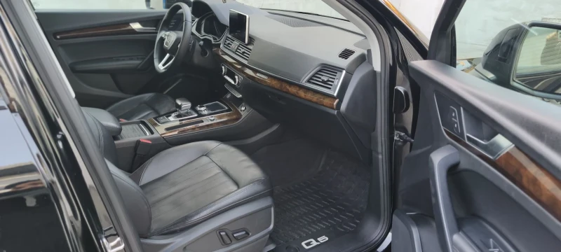 Audi Q5, снимка 12 - Автомобили и джипове - 52379799