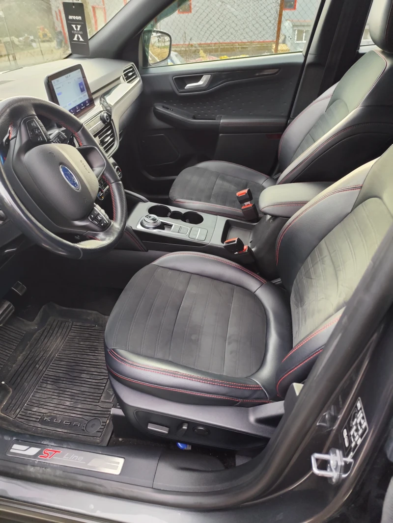 Ford Kuga ST Line 190, снимка 11 - Автомобили и джипове - 53020334