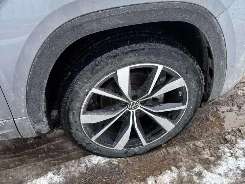 VW Atlas * Execline * CARFAX * ПАНОРАМА * KEYLESS * , снимка 7 - Автомобили и джипове - 53591303