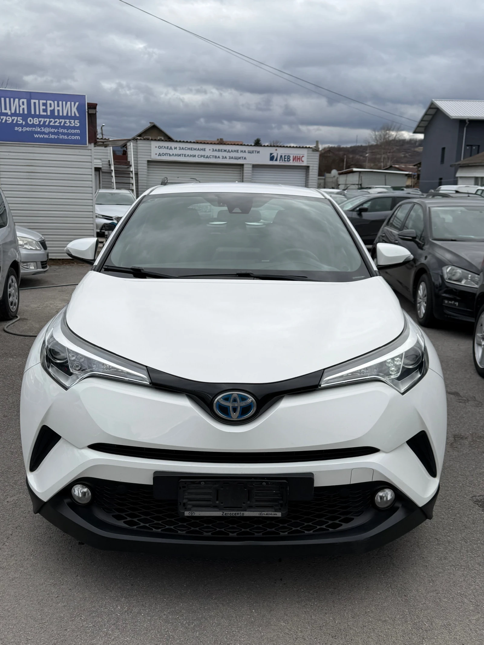 Toyota C-HR 1.8, снимка 1