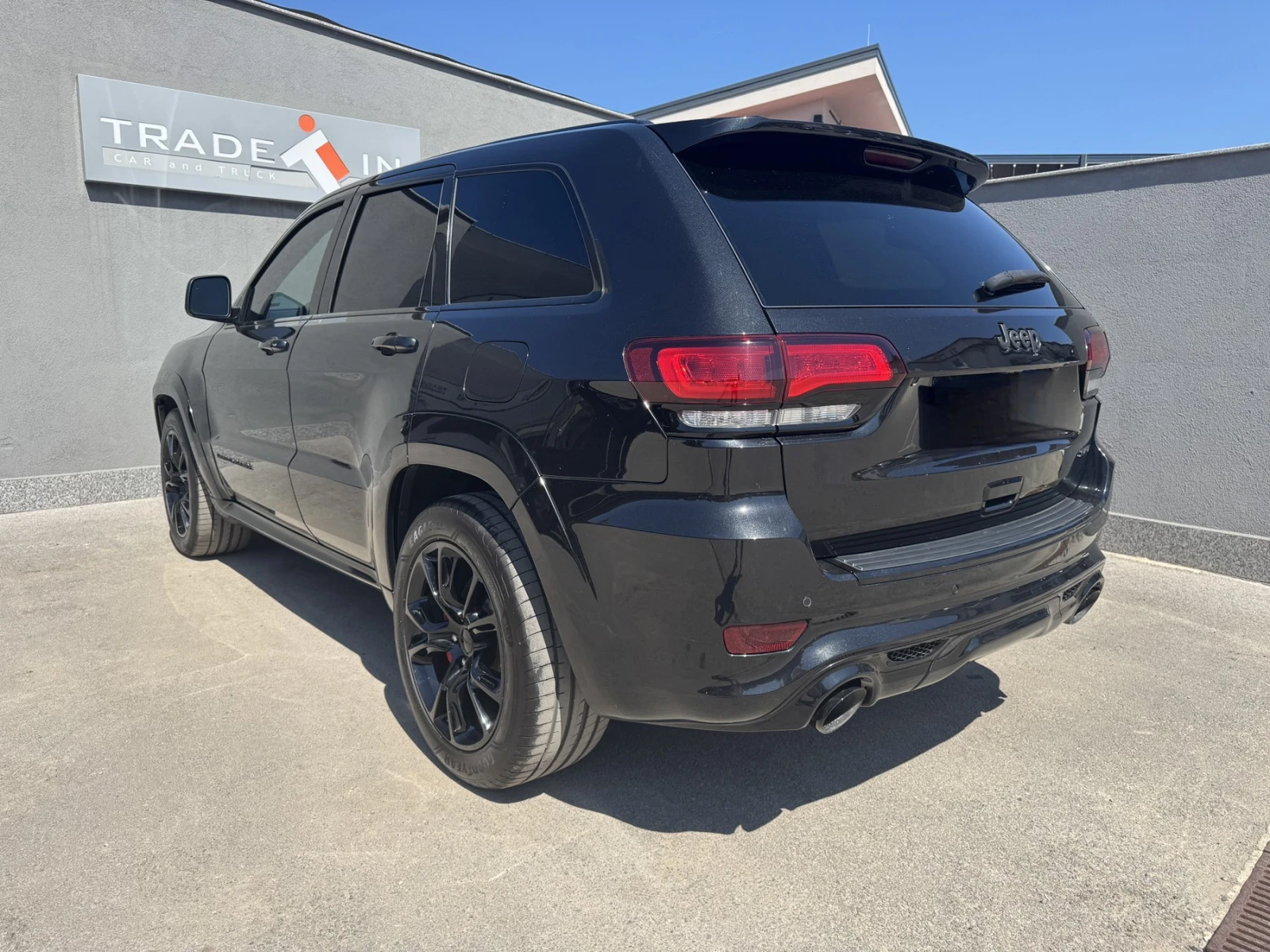 Jeep Grand cherokee SRT 6.4L V8 Hemi - изображение 6