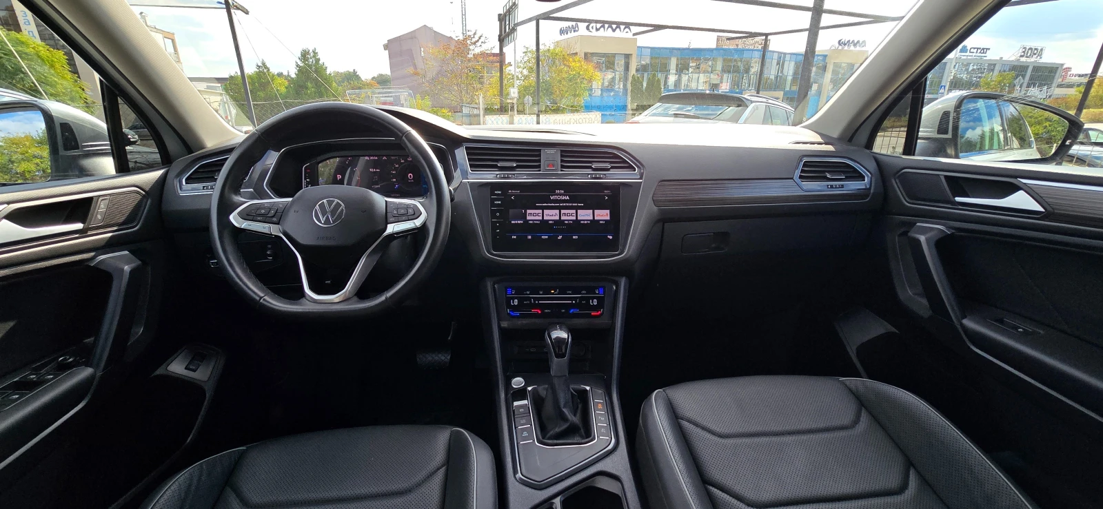 VW Tiguan Allspace 2.0 I R-LINE 15 000 КМ!!! | Mobile.bg — изображение 12