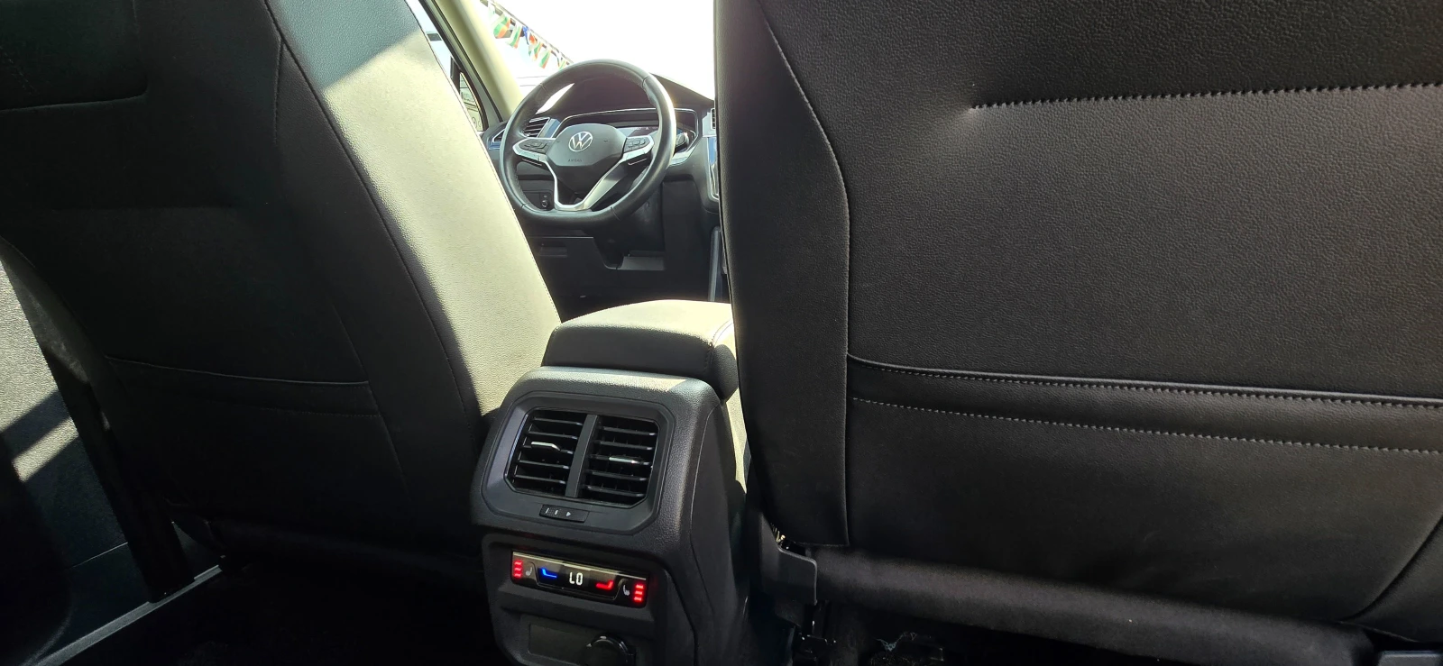VW Tiguan Allspace 2.0 I R-LINE 15 000 КМ!!! | Mobile.bg — изображение 13