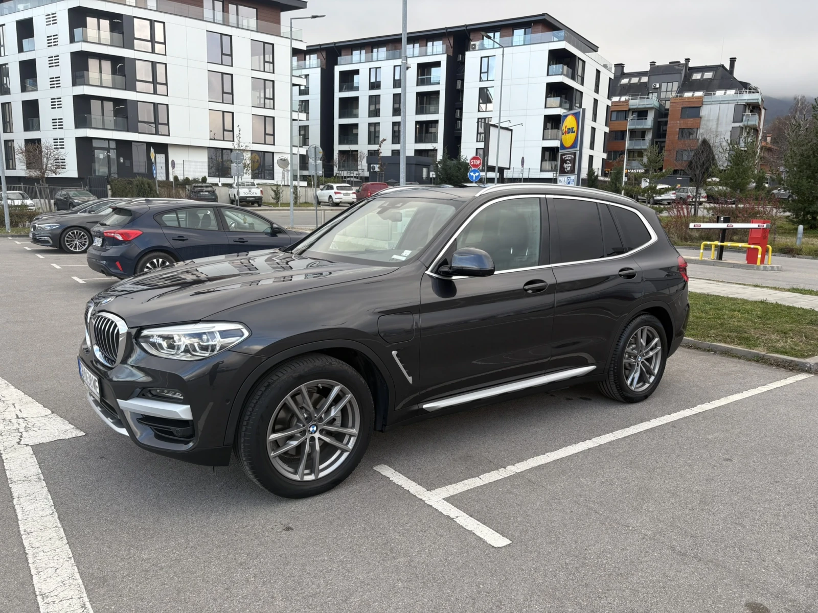 BMW X3 30e 2.0 Xdrive, снимка 7 - Автомобили и джипове - 53978884