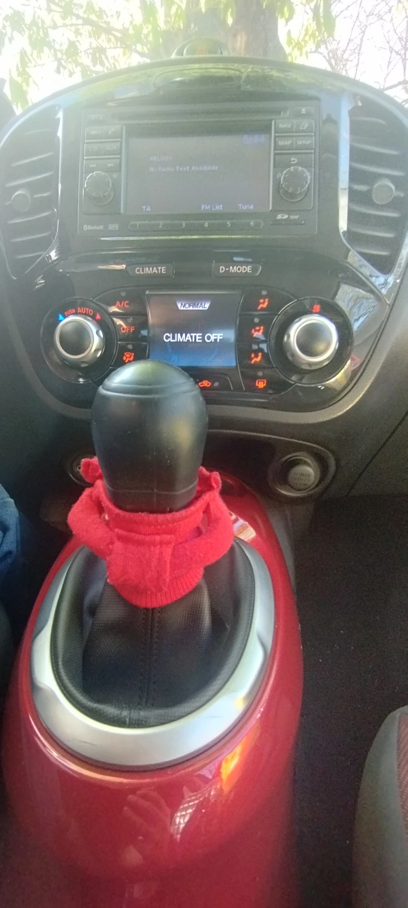 Nissan Juke, снимка 3 - Автомобили и джипове - 54334626