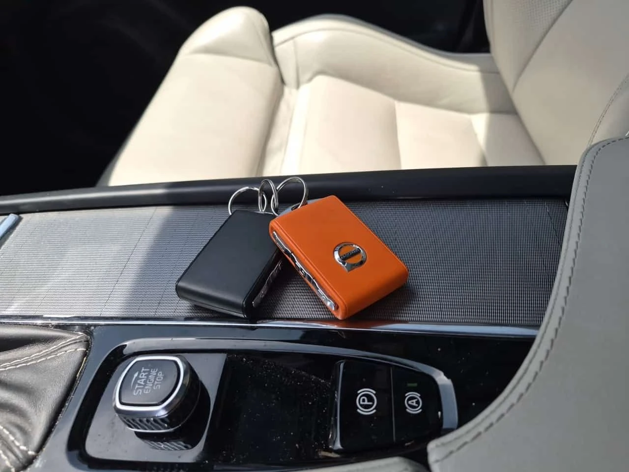 Volvo Xc90 R Design/CARFAX/360 КАМ/ПОДГРЕВ/ПАНОРАМА, снимка 7 - Автомобили и джипове - 54860253