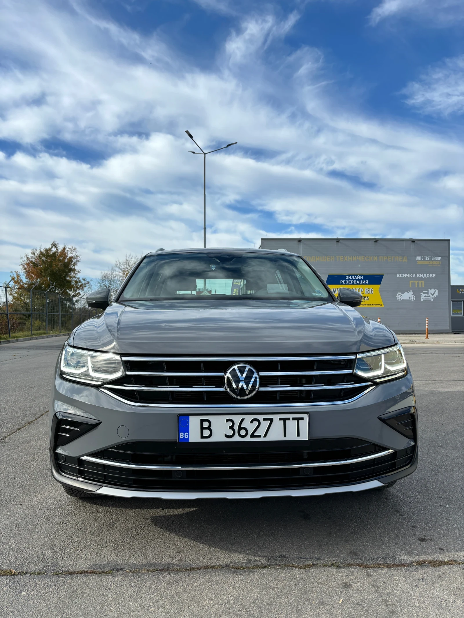 VW Tiguan Elegance-Business Premium Package, снимка 3 - Автомобили и джипове - 55892347