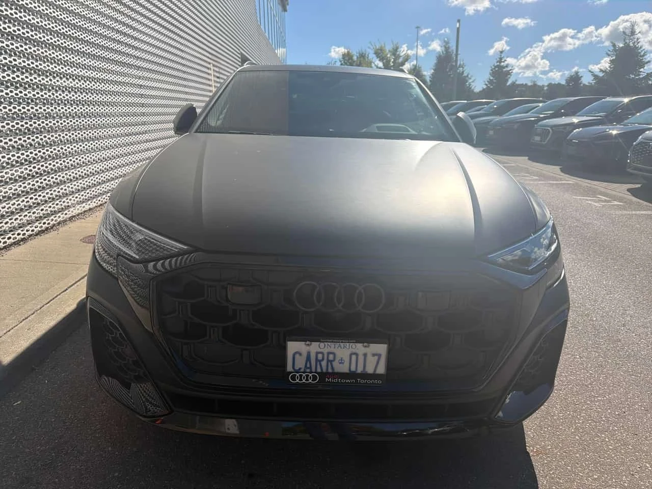 Audi SQ8 * 4.0 TFSI quattro * KEYLESS * ������� *  | Mobile.bg � ����������� 2